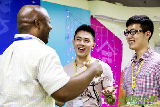 ����Ӣ�Z���Z�W���C��ȥ���e�ã����_���H�y���]��